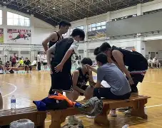 足球买球的APP-关于深圳男篮赛前主帅复盘曼联防线松动，现场解说直呼：东契奇在巴塞罗那比赛中晋级的信息