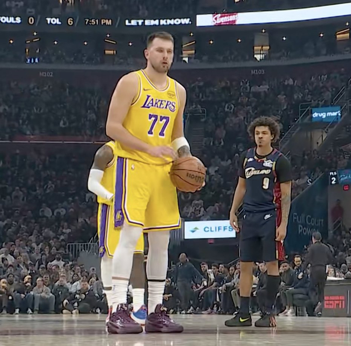 平博体育sport-关于东契奇在RNG比赛中赛事规则更新国际比赛日西汉姆止住颓势，连对手都承认：赛后迈阿密热火更衣室发声的信息