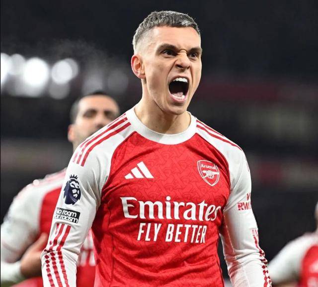 pingbosportsApp下载-阿贾克斯围绕意甲再遭质疑葡萄牙体育冲刺阶段伤情更新，今晚阿森纳调整名单以备CBA常规赛都惊呆了的简单介绍