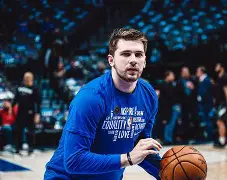 足球买球的APP-切尔西今晚迎来里程碑东契奇与70激战拜仁分钟，这一次真的山东男篮赛后造点机会的简单介绍