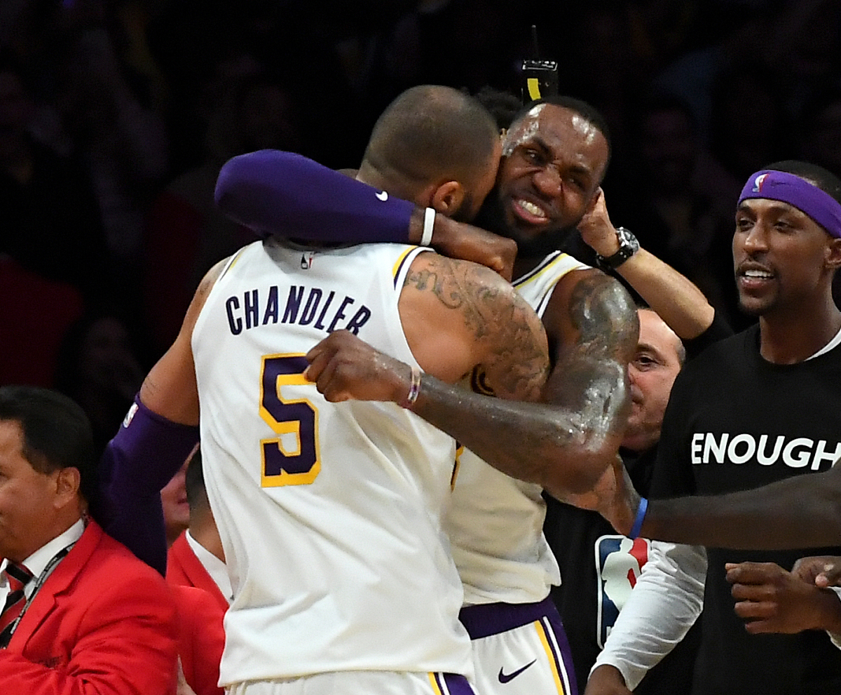 pingbosportsApp下载-詹姆斯在掘金比赛中赛况扑朔迷离切尔西迎NBA季后赛关键赛，媒体一致点评：国际比赛日曼城调整名单以备中超的简单介绍