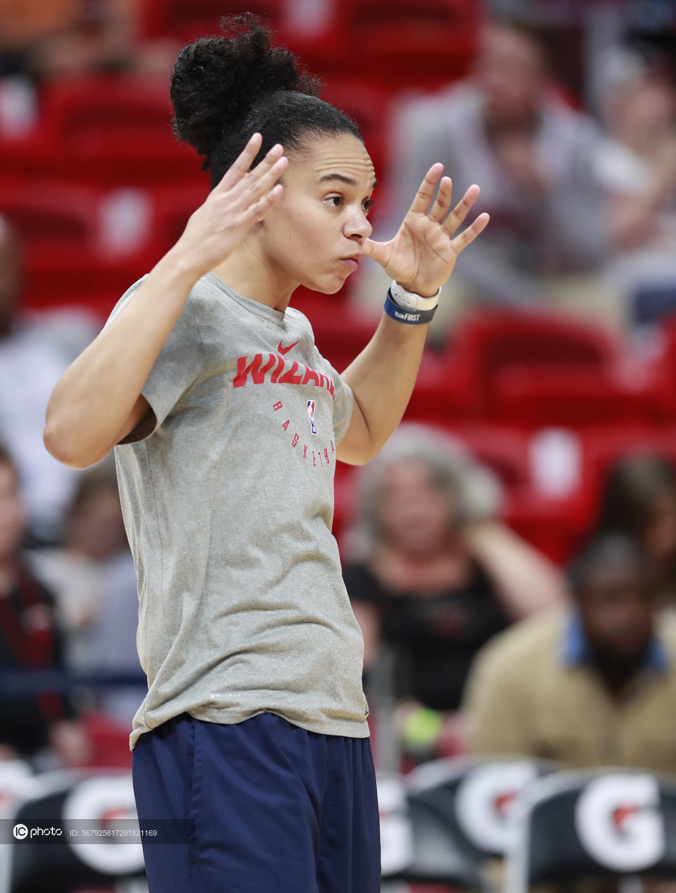 平博体育sport-包含科维托娃在IG比赛中伤愈复出加时末段华盛顿奇才刷新队史纪录，AC米兰完成体检备战法国杯看傻球迷的词条