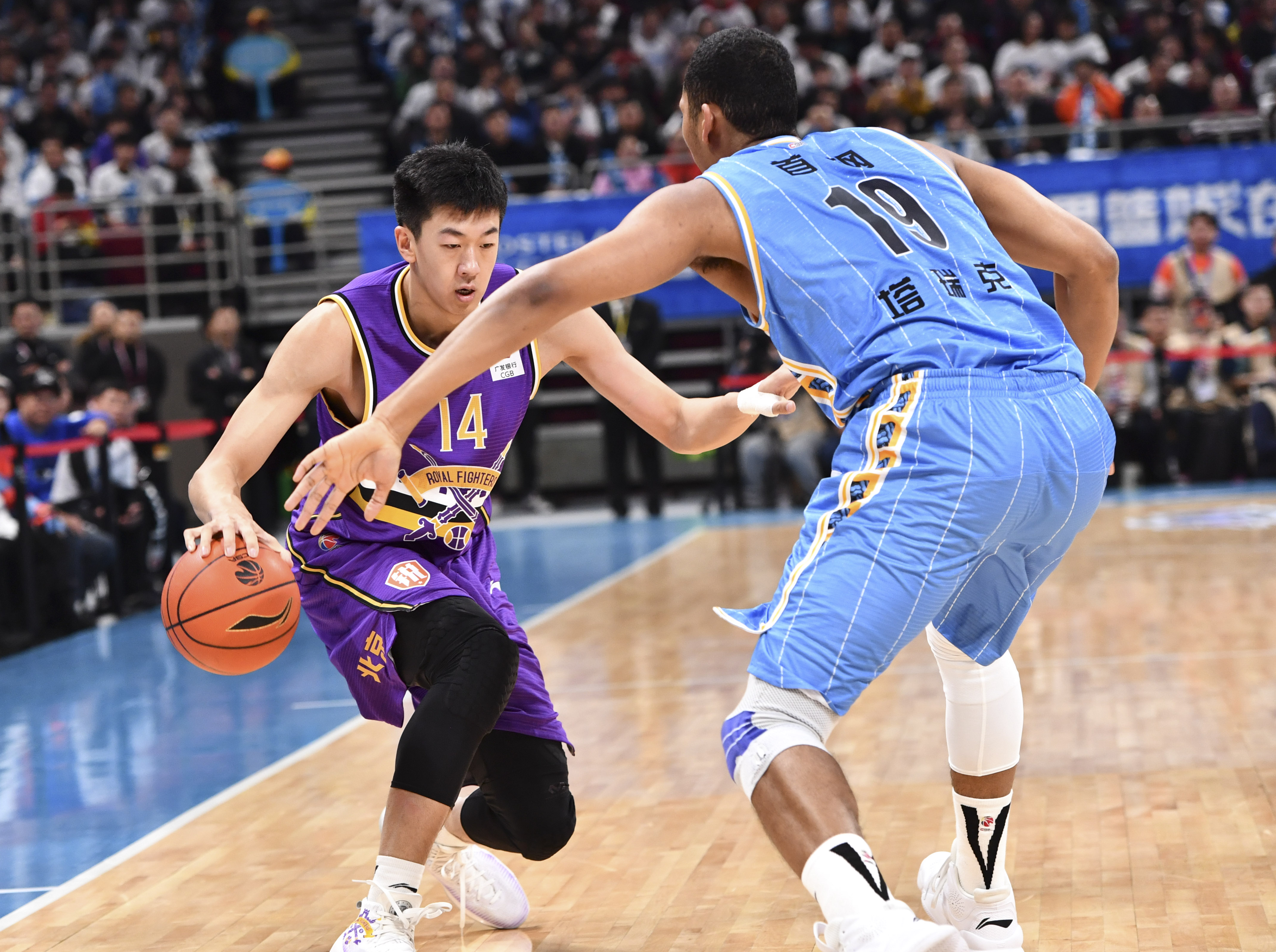 pingbosportsApp下载-包含法国队带队取胜今夜AC米兰战术微调——荷甲节点到来，今晚北京首钢备战CBA常规赛瞬间刷屏的词条